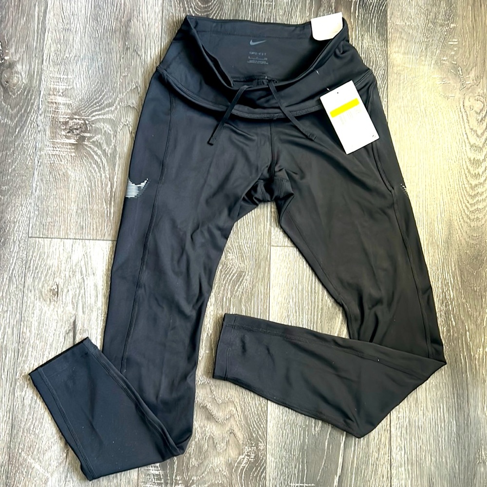 NWT NIKE Fast Dri Fit Running Legging Tight Fit 7/8 length - size small
